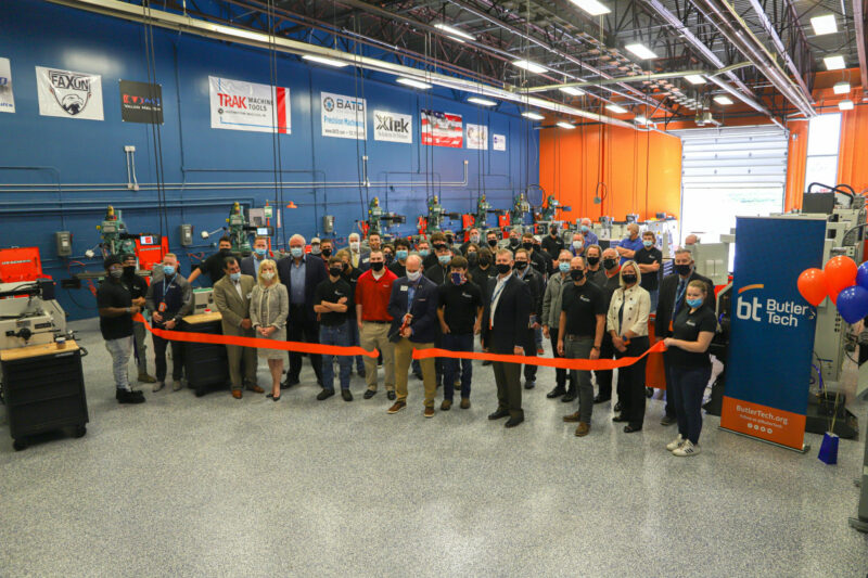 Precision Machining Lab holds ribbon cutting